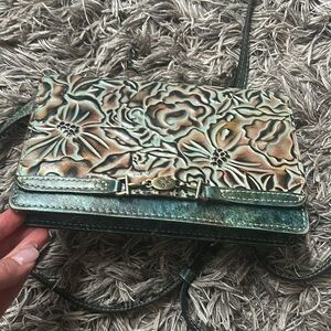 Patricia Nash  Vintage Crossbody 
Burnished Tooled Apricale Crossbody Purse Bag